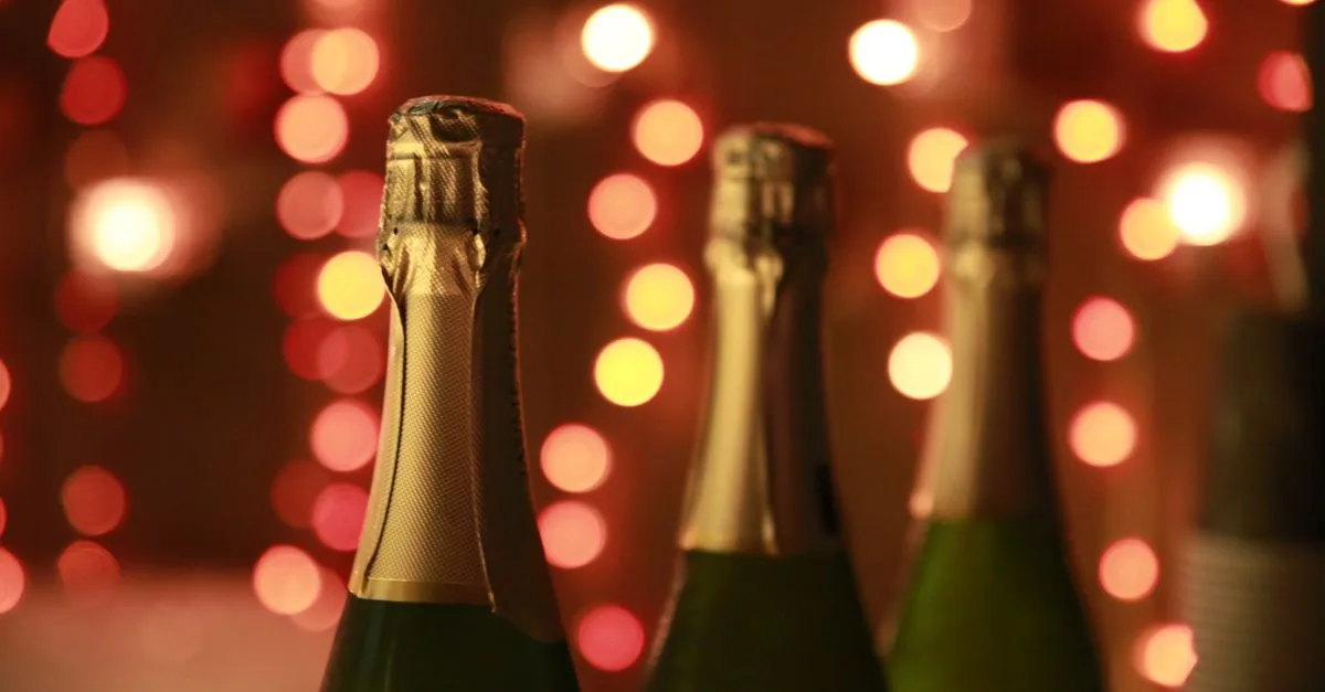découvrez notre recette rafraîchissante de champagne punch, idéale pour vos fêtes et célébrations. un mélange pétillant et fruité pour surprendre vos invités !