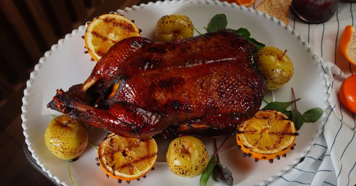 découvrez le temps de cuisson idéal pour les cuisses de canard afin d'obtenir une viande tendre et savoureuse, que ce soit au four, à la poêle ou en cocotte.
