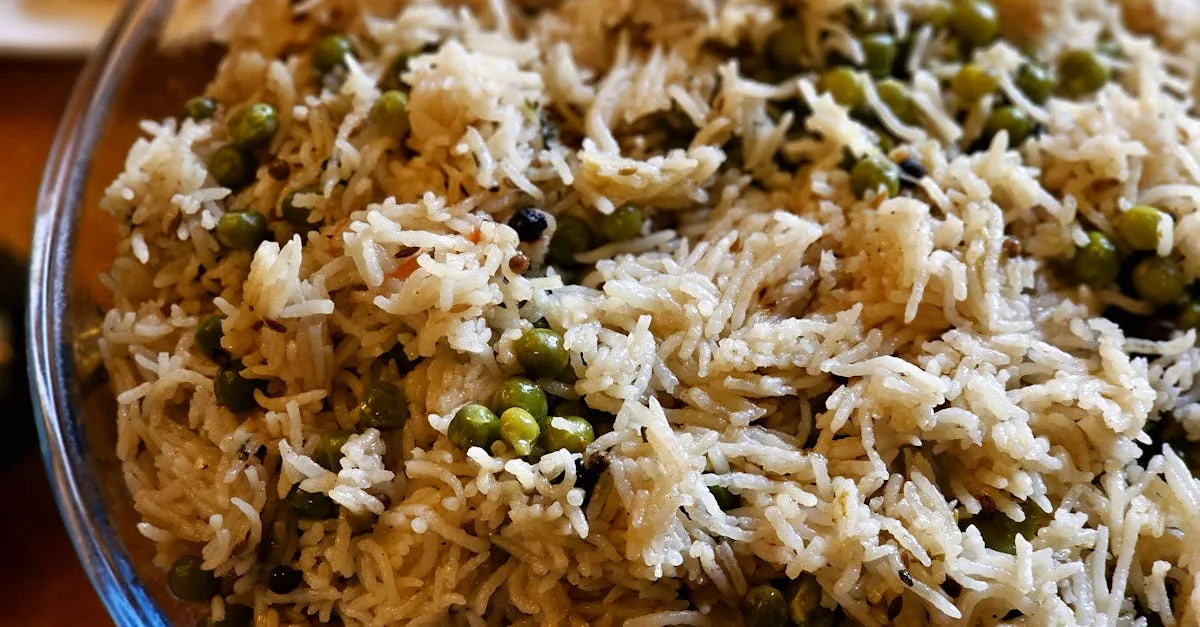 découvrez des recettes savoureuses et faciles à base de riz basmati restant pour transformer vos restes en plats délicieux.