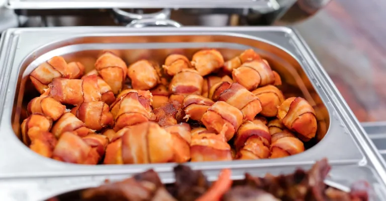 découvrez la taille des plateaux pour choisir le format idéal adapté à vos besoins culinaires ou artistiques.