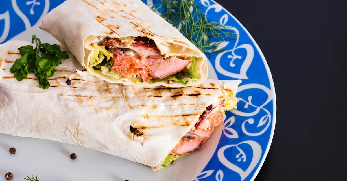 découvrez notre recette savoureuse de batbout farci, un pain marocain moelleux garni d'ingrédients délicieux pour un repas authentique et gourmand.