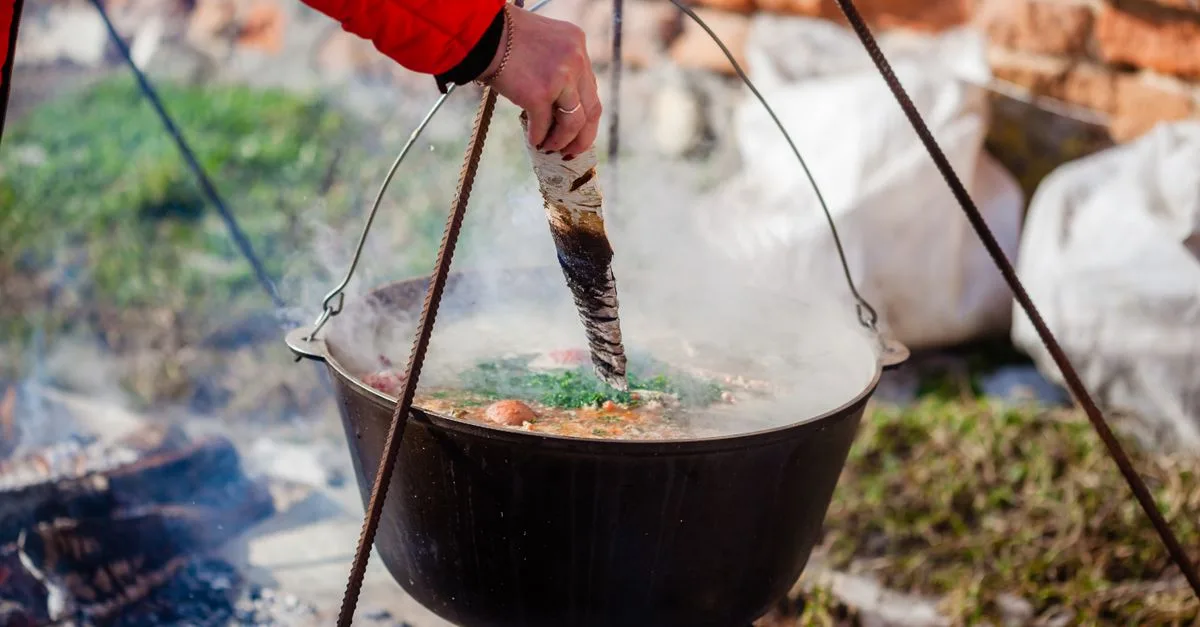 découvrez des recettes savoureuses à base de hareng fumé pour des plats riches en goût et faciles à préparer.